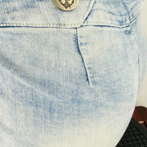 Rue 21 Panel Front Jean Shorts Anchor Buttons 1/2 - Picture 8 of 10